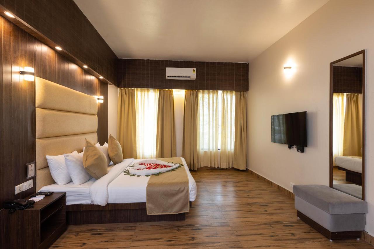 The Solitaire Dehradun Exterior photo