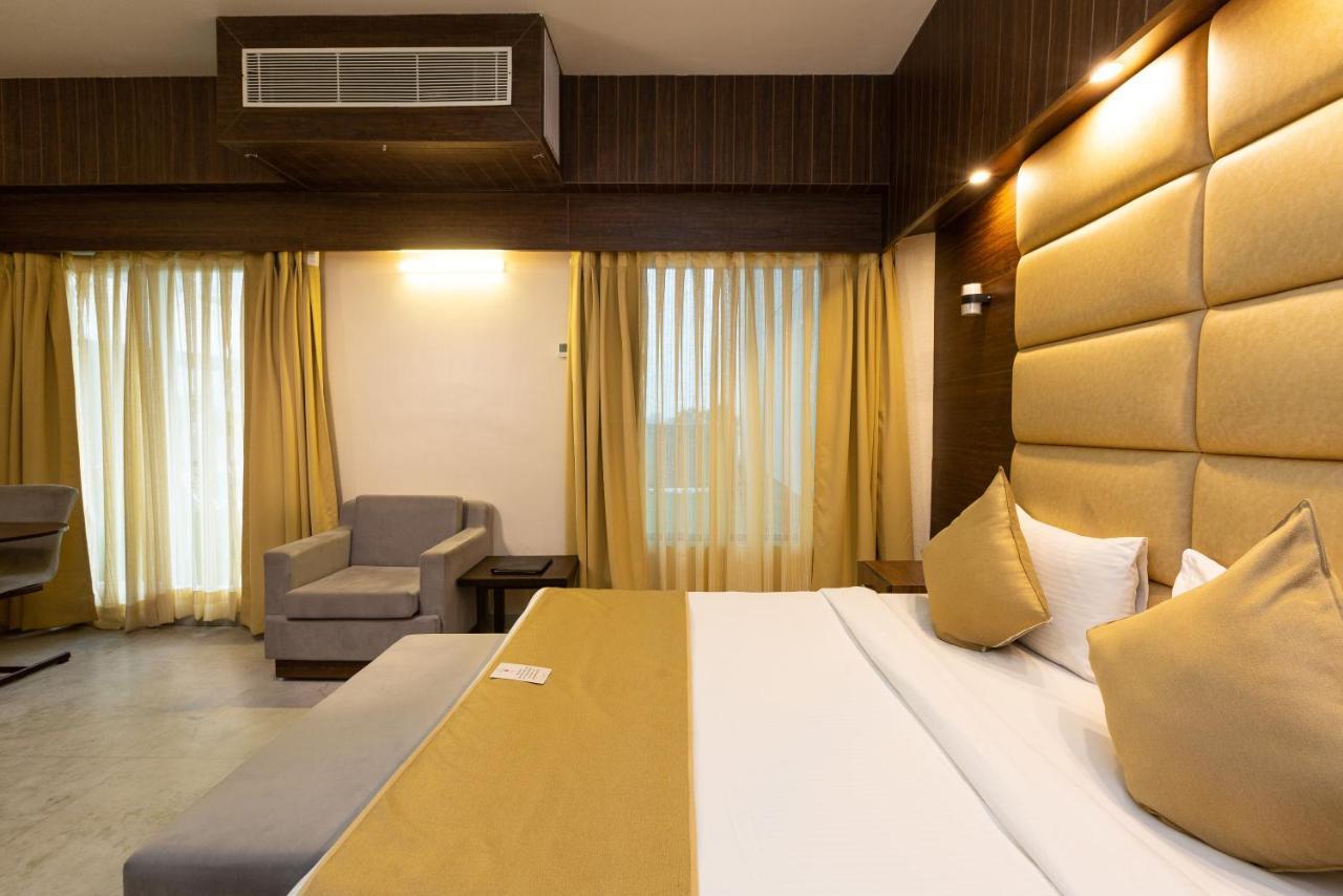 The Solitaire Dehradun Exterior photo