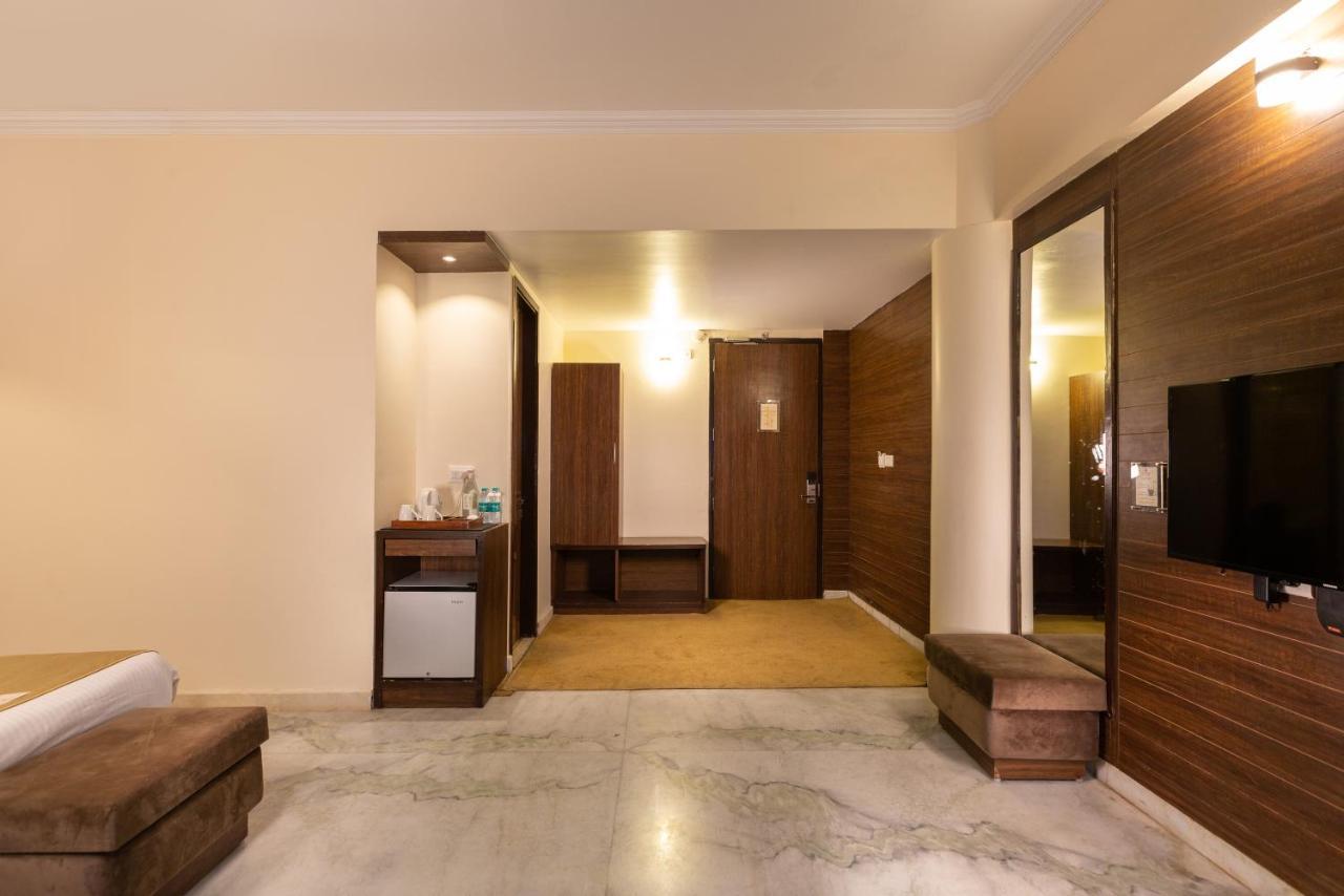 The Solitaire Dehradun Exterior photo