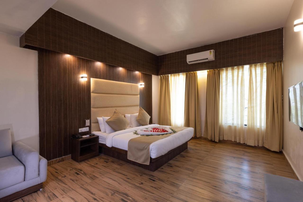The Solitaire Dehradun Exterior photo