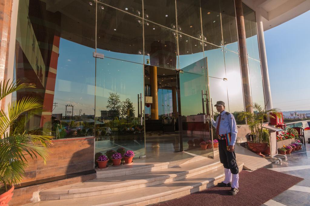 The Solitaire Dehradun Exterior photo