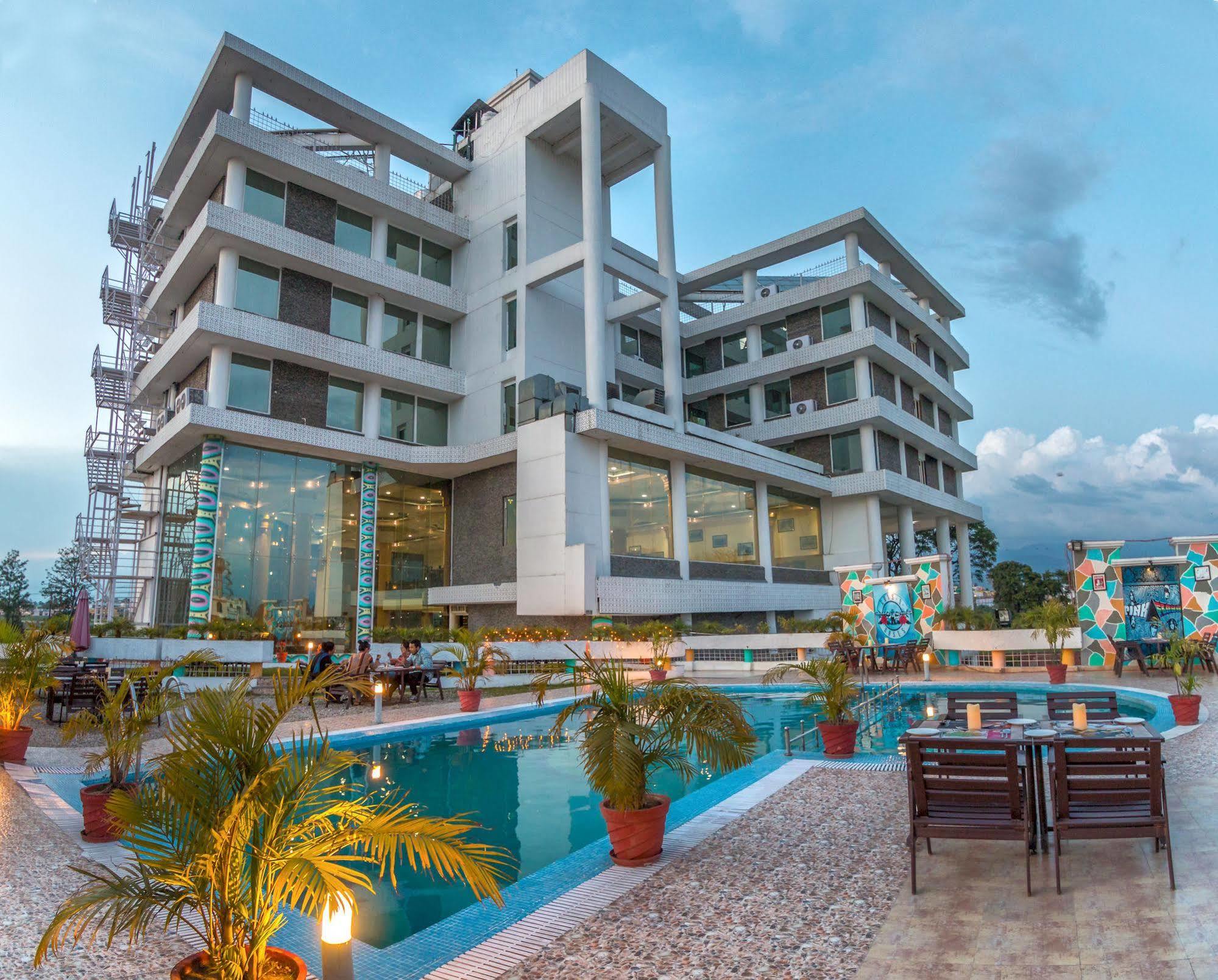 The Solitaire Dehradun Exterior photo